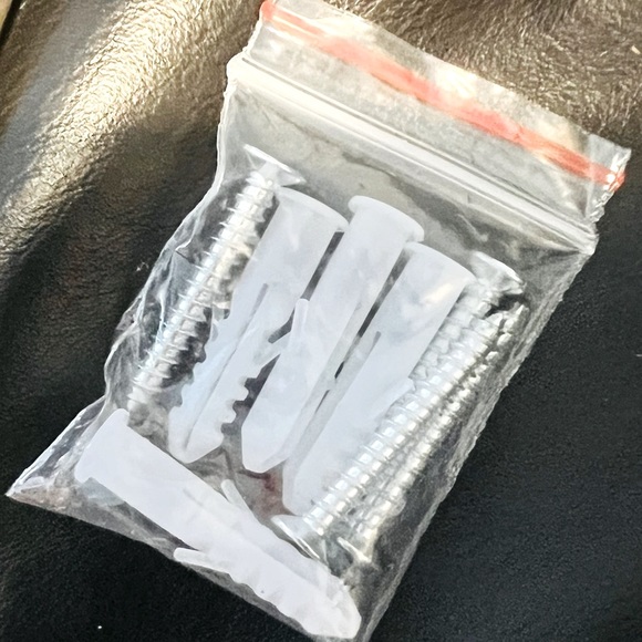 CURTAIN HOLDBACKS WITH CLEAR CRYSTAL BALL - Picture 6 of 9